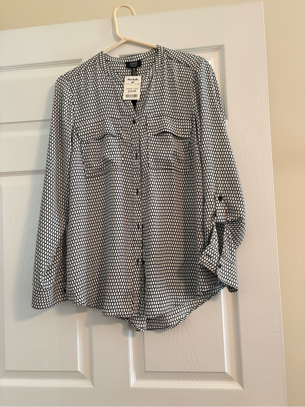 Jones New York Black and White Geometric Print Button-Down Blouse